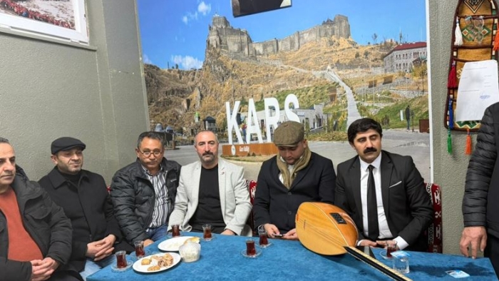 Serhat Karslılar Darıca’da Tek Yürek: Başkan Aziz Tepebaş’tan Güçlü Birlik Mesajı